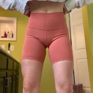 lululemon bike shorts